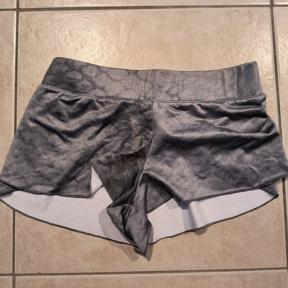 Reel Skipper Gray Swim Skorts with Lightweight Fabric